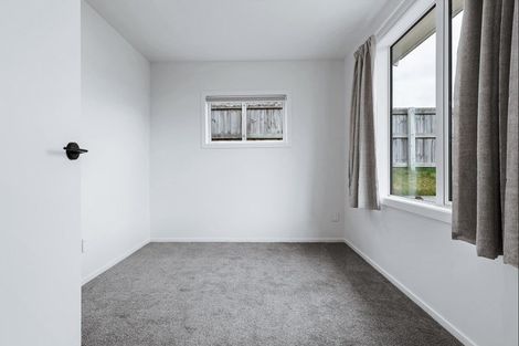 Photo of property in 38 Puriri Street, Hilltop, Taupo, 3330