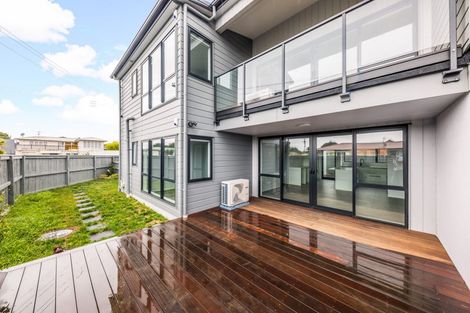 Photo of property in 1/7 Caspar Road, Papatoetoe, Auckland, 2025