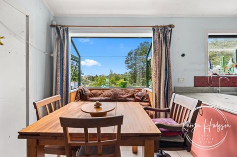 Photo of property in 14 Woodland Road, Maungaturoto, 0588