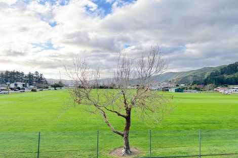 Photo of property in 9/28 Fitzherbert Road, Wainuiomata, Lower Hutt, 5014