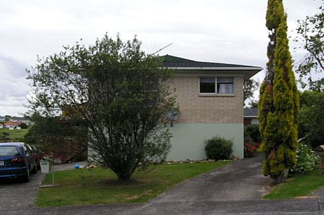 Photo of property in 1/23 Waitemata Road, Hauraki, Auckland, 0622