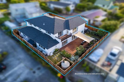 Photo of property in 38a Pokapu Street, Titirangi, Auckland, 0600