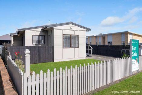 Photo of property in 30b Robinson Avenue, Holdens Bay, Rotorua, 3010