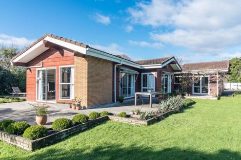 Photo of property in 385a Te Moana Road, Waikanae, 5036