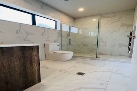 Photo of property in 82e Eversleigh Road, Belmont, Auckland, 0622