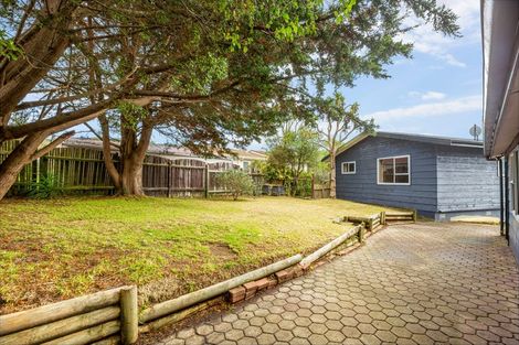Photo of property in 108 Omapere Street, Whitby, Porirua, 5024