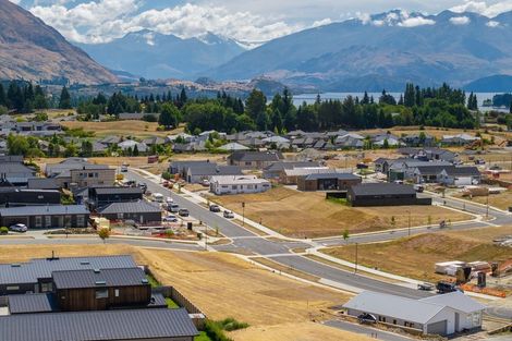 Photo of property in 4 Durry Lane, Wanaka, 9305