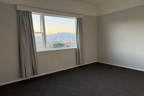 Photo of property in 5/28-28b Austin Street, Mount Victoria, Wellington, 6011