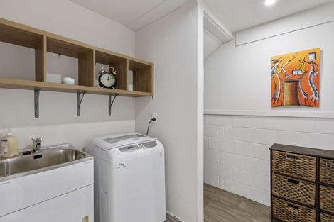 Photo of property in 12 Norfolk Rise, Waiuku, 2123