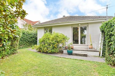 Photo of property in 2/65 Knowles Street, St Albans, Christchurch, 8052