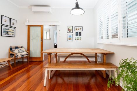 Photo of property in 9 Cruickshank Street, Kilbirnie, Wellington, 6022