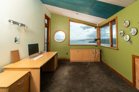 Photo of property in 142 Grafton Road, Roseneath, Wellington, 6011