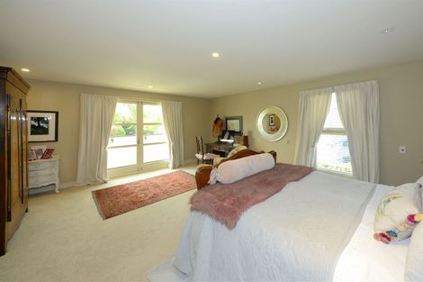 Photo of property in 87 Fendalton Road, Fendalton, Christchurch, 8014