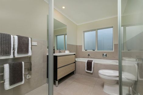 Photo of property in 48 Whenuapai Drive, Whenuapai, Auckland, 0618