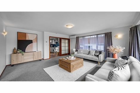 Photo of property in 2/160 Centaurus Road, Saint Martins, Christchurch, 8022