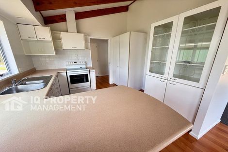 Photo of property in 452 Don Buck Road, Massey, Auckland, 0614