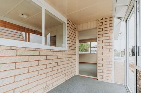 Photo of property in 12 Cowper Street, Milton, 9220
