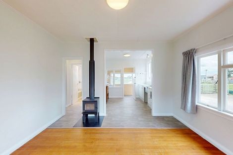 Photo of property in 25 Boulton Road, Levin, 5510