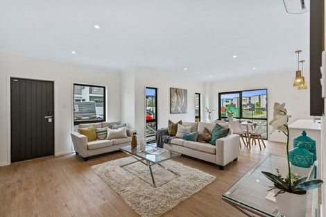 Photo of property in 39 Bristol Freighter Road, Hobsonville, 0616