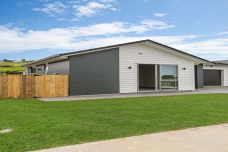 Photo of property in 9 Holcroft Street, Papakura, 2110