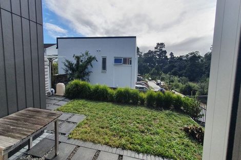 Photo of property in 9 Manutewhau Road, Massey, Auckland, 0614
