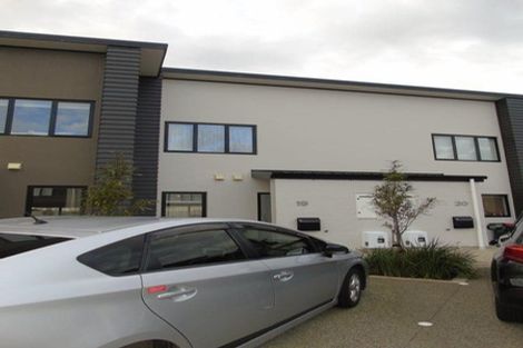 Photo of property in 19/9u Surrey Street, Tawa, Wellington, 5028