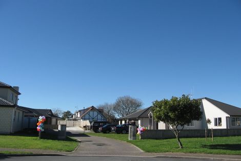 Photo of property in 29 Nielsen Gardens, Rototuna, Hamilton, 3210