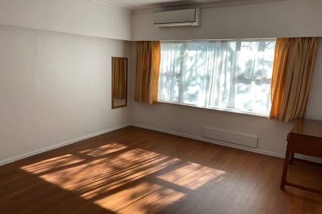 Photo of property in 423 Pakuranga Road, Pakuranga Heights, Auckland, 2010