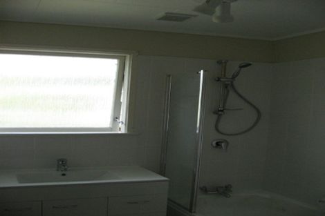 Photo of property in 1 Kintara Drive, Massey, Auckland, 0614