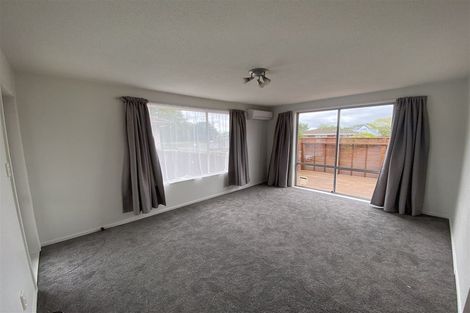 Photo of property in 1/3 James Condon Place, Redwood, Christchurch, 8051