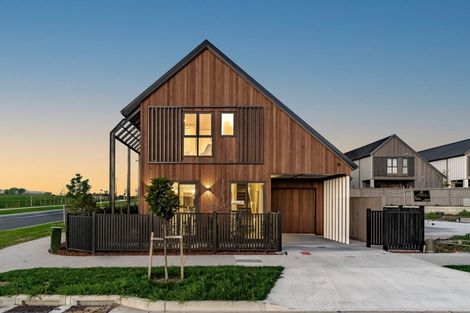 Photo of property in 1 Dorset Down Drive, Karaka, 2580