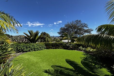 Photo of property in 163 Vivian Street, New Plymouth, 4310