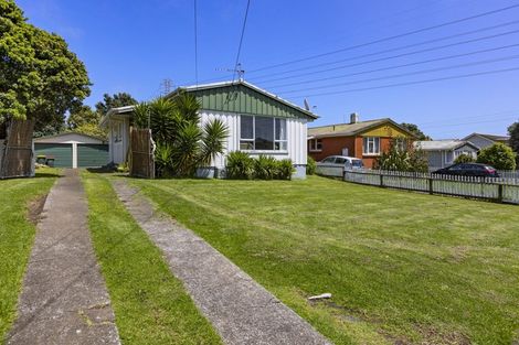 Photo of property in 21 Marama Crescent, Spotswood, New Plymouth, 4310
