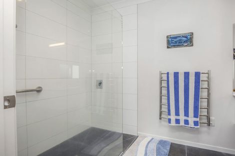 Photo of property in 12 Optimist Way, Whitby, Porirua, 5024