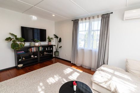 Photo of property in 62 Dimock Street, Titahi Bay, Porirua, 5022