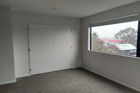 Photo of property in 2/16 William Roberts Road, Pakuranga, Auckland, 2010
