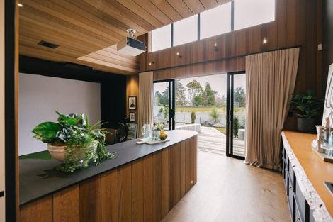 Photo of property in 71 Kanuka Drive, Hokowhitu, Palmerston North, 4410