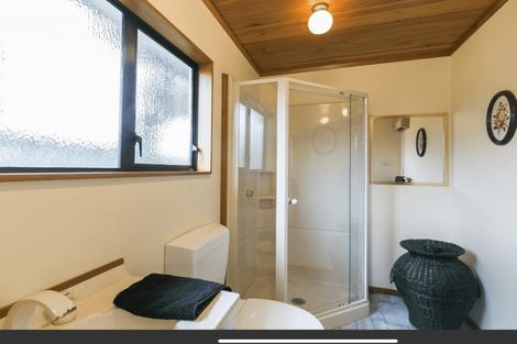 Photo of property in 8 Scorian Close, Karori, Wellington, 6012