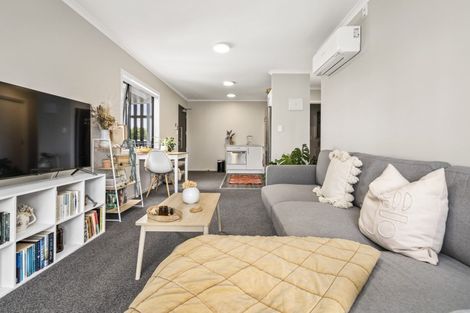 Photo of property in 207/17u Vialou Street, Hamilton Central, Hamilton, 3204