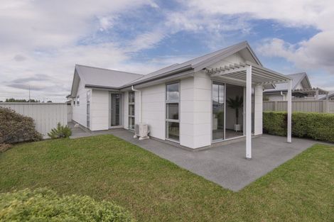 Photo of property in 21 Cassino Street, Rangiora, 7400