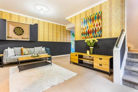 Photo of property in 12 Greenwoods Close, Titirangi, Auckland, 0604