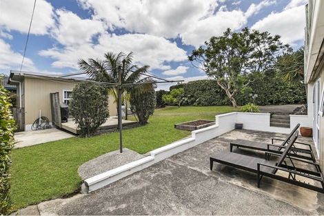 Photo of property in 57 Bradbury Road, Botany Downs, Auckland, 2010