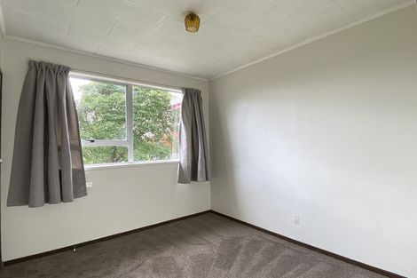 Photo of property in 11 Ewbank Place, Manurewa, Auckland, 2102