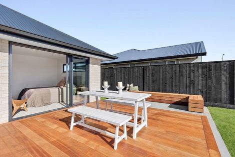 Photo of property in 14 Hauhake Terrace, Leamington, 3495