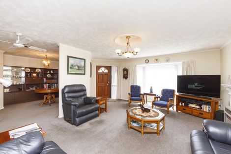 Photo of property in 10 Botanical Road, Takaro, Palmerston North, 4412