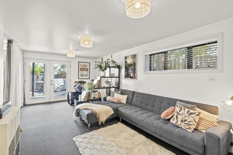 Photo of property in 106 Mount View Road, Bastia Hill, Whanganui, 4500