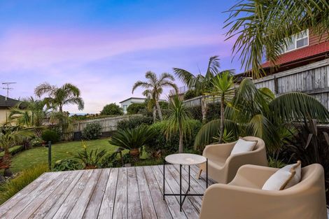 Photo of property in 57 Waldorf Crescent, Orewa, 0931