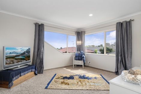 Photo of property in 12 Kestrel Avenue, Welcome Bay, Tauranga, 3112