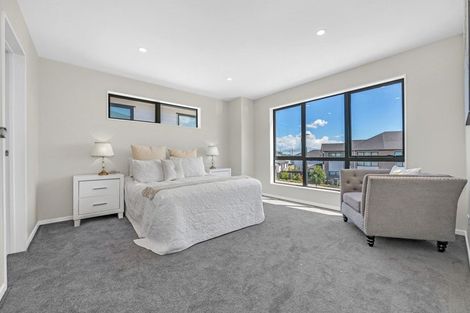 Photo of property in 54 Drumbuoy Drive, Flat Bush, Auckland, 2019