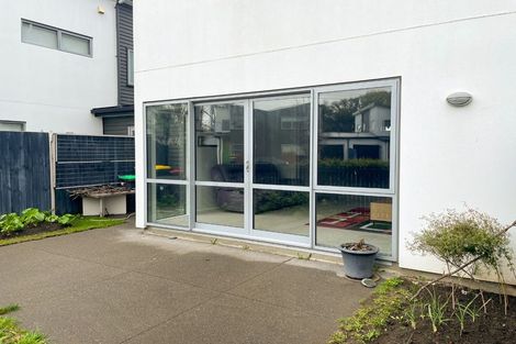 Photo of property in 9 Longueval Lane, Broomfield, Christchurch, 8042